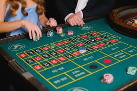 Free spins counter display during Buffalo King bonus round on nuvo77 login
